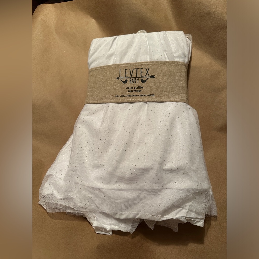 NEW Levtex Baby Anika Dust Ruffle White Gold Glitter 52 X 28 X‎ 18 Morocco
